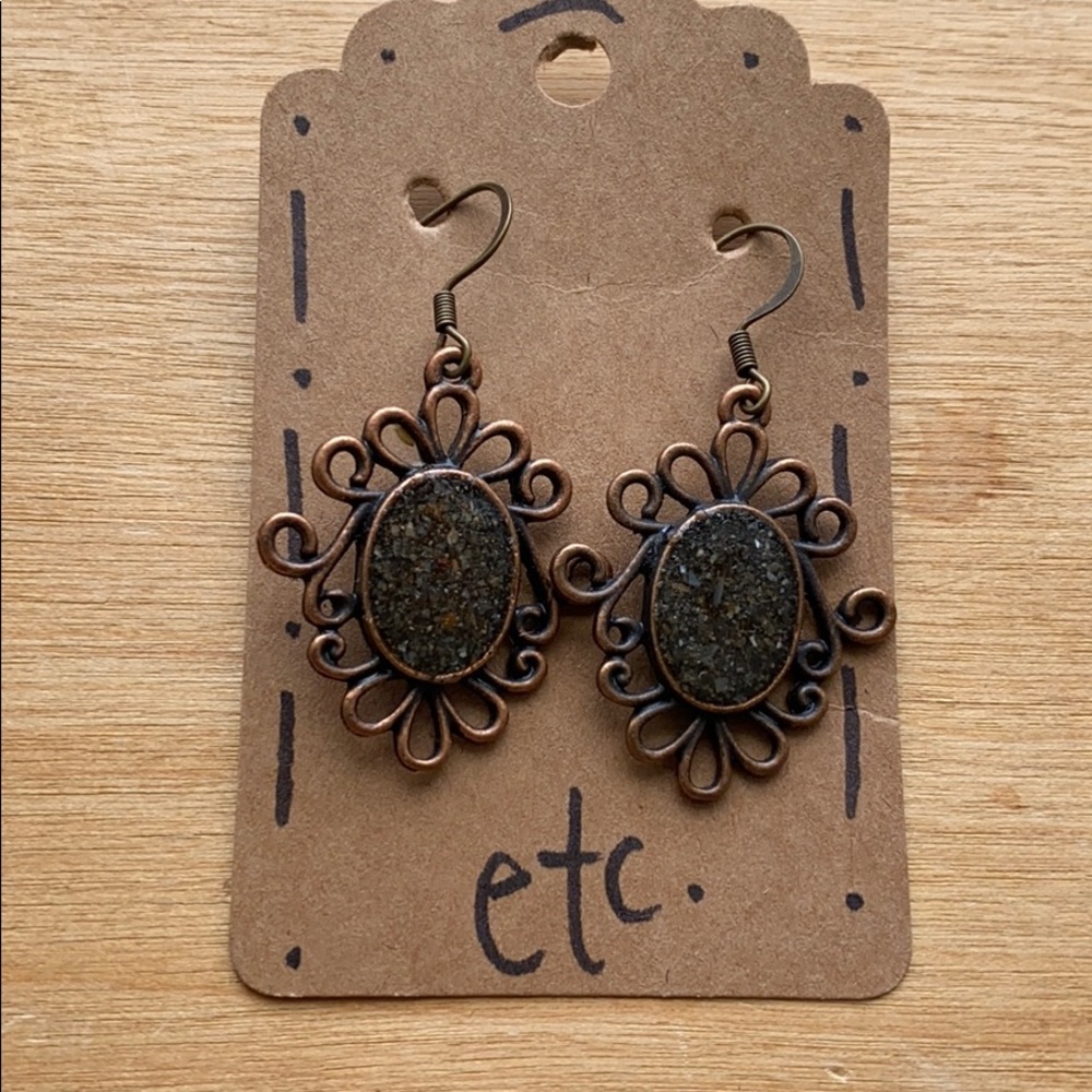 Earings